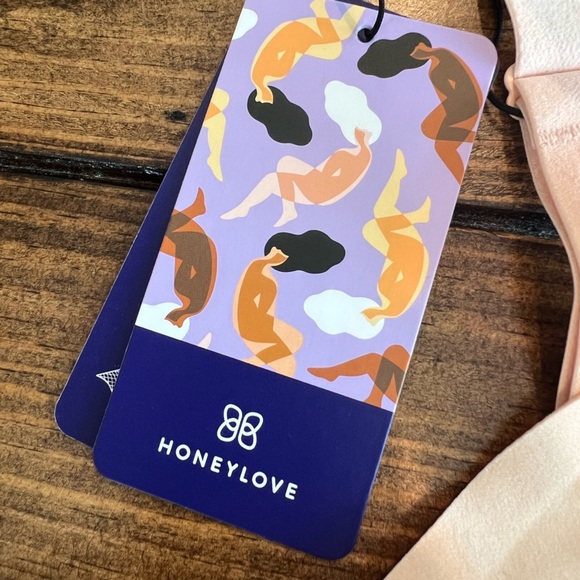 Honeylove Cream/Nude Women's Bra 1X, size 40 C/D, NWT, plus size full coverage - Picture 3 of 7